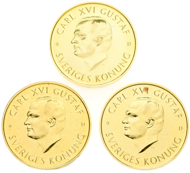 CARL XVI GUSTAF (1973 -). 1000 kronor 1990. Lot of 3.
