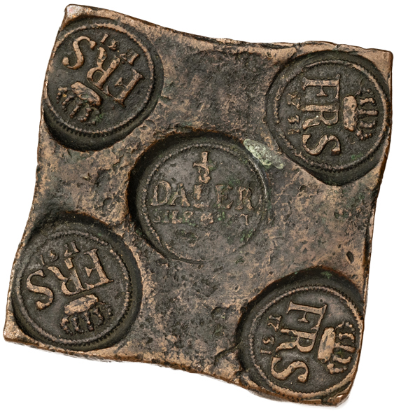 FREDRIK (1720-1751). 1/2 daler SM 1731.