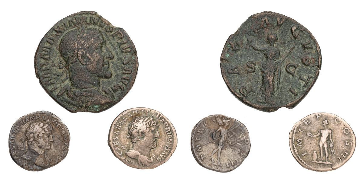 ROMAN COINS. Lot of 3