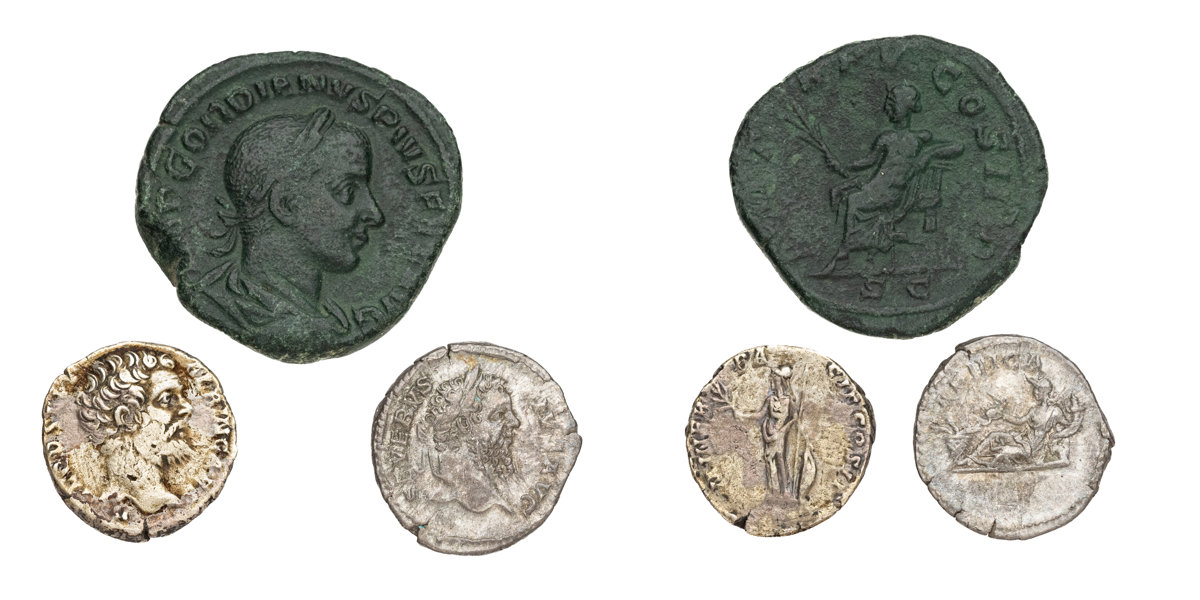 ROMAN COINS. Lot of 3