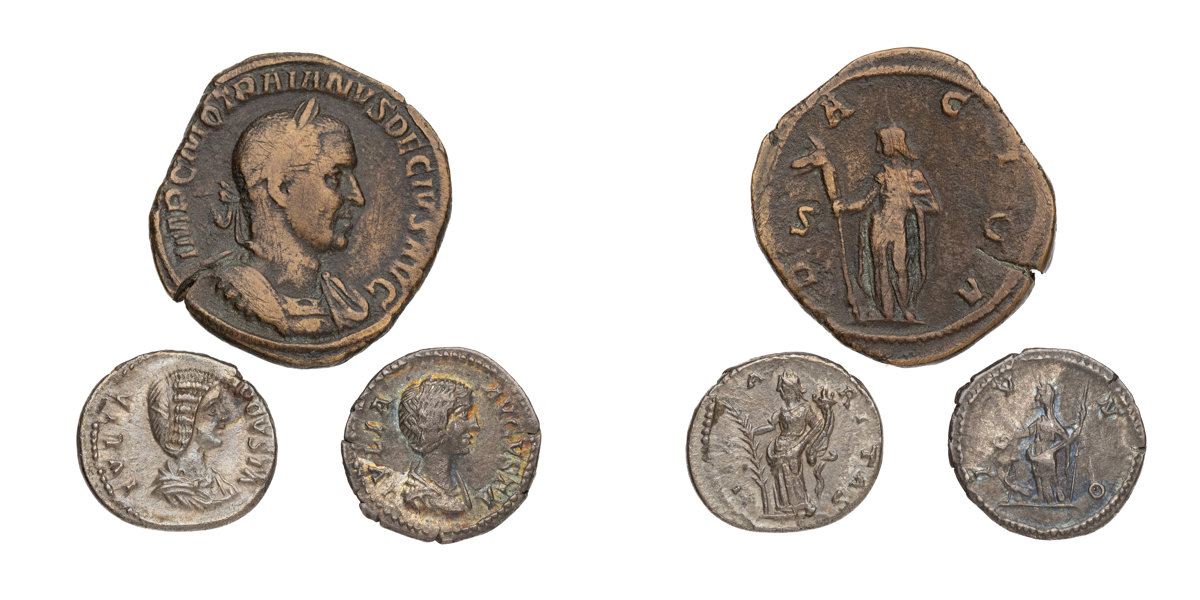 ROMAN COINS. Lot of 3