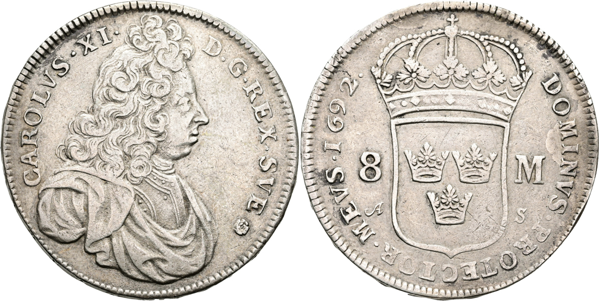 KARL XI (1660-1697). 8 mark 1692