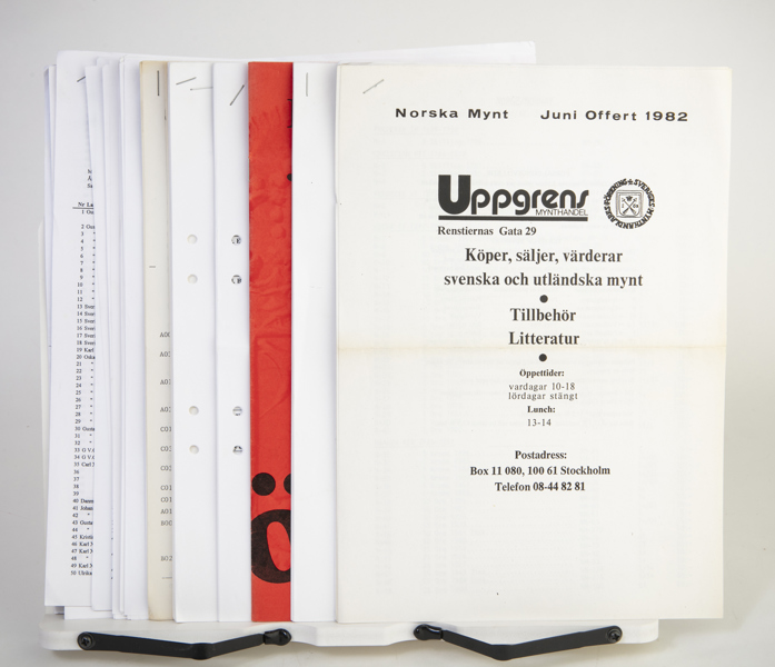 UPPGREN, ANTIKÖREN, MONETARIUM, KNF, M.FL. Rejäl bunt auktionskataloger och lagerlistor i A4-format.