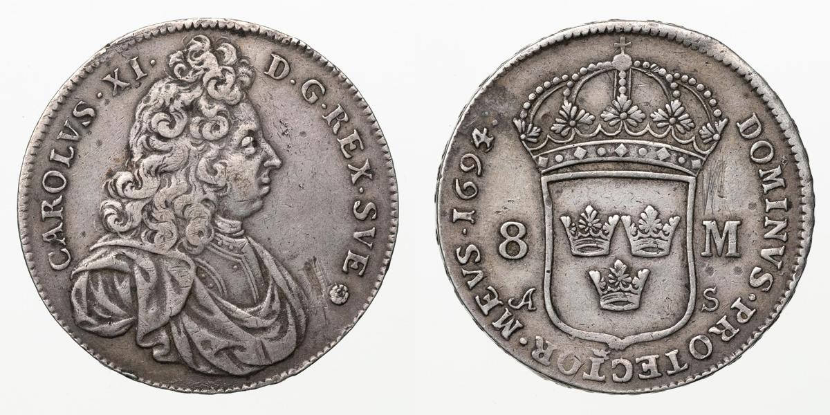 KARL XI (1660-1697). 8 mark 1694