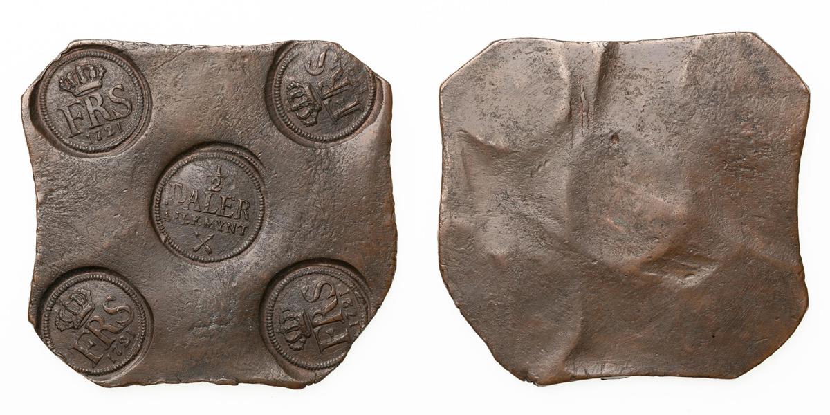 FREDRIK (1720-1751). 1/2 daler SM 1721